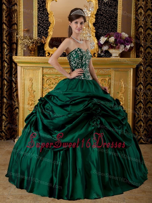 beautiful emerald green dress