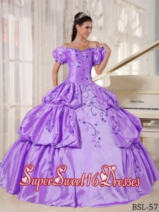 Ball Gown Off The Shoulder Taffeta 2013 Sweet 16 Dresses with Embroidery