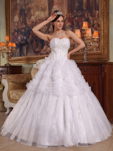 Exquisite White Sweet 16 Dress Sweetheart Organza Appliques Ball Gown