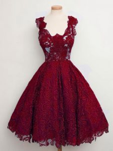 Wine Red A-line Straps Sleeveless Lace Knee Length Lace Up Lace Dama Dress for Quinceanera