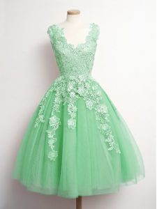 Sleeveless Tulle Knee Length Lace Up Dama Dress in Green with Appliques