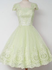 Cap Sleeves Tulle Knee Length Zipper Quinceanera Dama Dress in Yellow Green with Lace