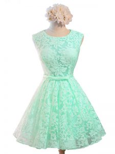 Apple Green A-line Scoop Sleeveless Lace Knee Length Lace Up Belt Dama Dress for Quinceanera