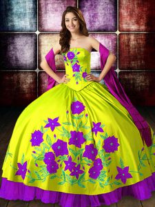 Wonderful Ball Gowns Quinceanera Gowns Yellow Green Strapless Taffeta Sleeveless Floor Length Lace Up
