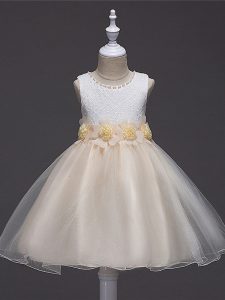 Luxurious Tulle Scoop Sleeveless Zipper Lace and Hand Made Flower Pageant Dress for Girls in Champagne