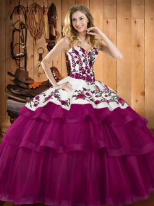 On Sale Sweetheart Sleeveless Organza Quinceanera Gowns Embroidery Lace Up
