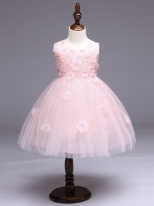 Sleeveless Tulle Knee Length Zipper Pageant Dress for Teens in Baby Pink with Appliques and Bowknot