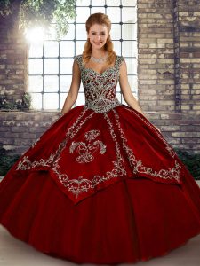 Glamorous Wine Red Ball Gowns Beading and Embroidery 15 Quinceanera Dress Lace Up Tulle Sleeveless Floor Length
