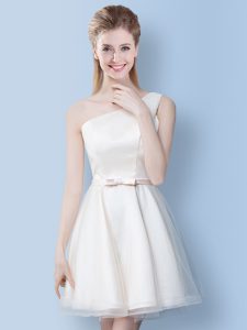 White Tulle Lace Up One Shoulder Sleeveless Knee Length Court Dresses for Sweet 16 Bowknot