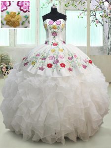 Floor Length Ball Gowns Sleeveless White Sweet 16 Dresses Lace Up