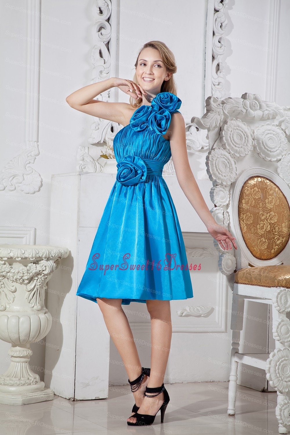 Blue One Shoulder Knee-length Taffeta Hand Made Flowers Dama Dresses for Sweet 16
