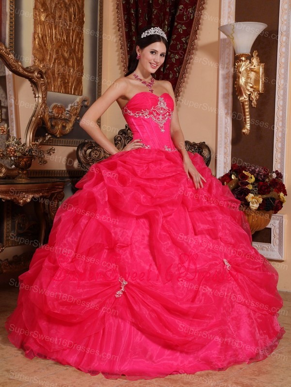 Coral Red Sweet 16 Quinceanera Dress Sweetheart Beading Ball Gown
