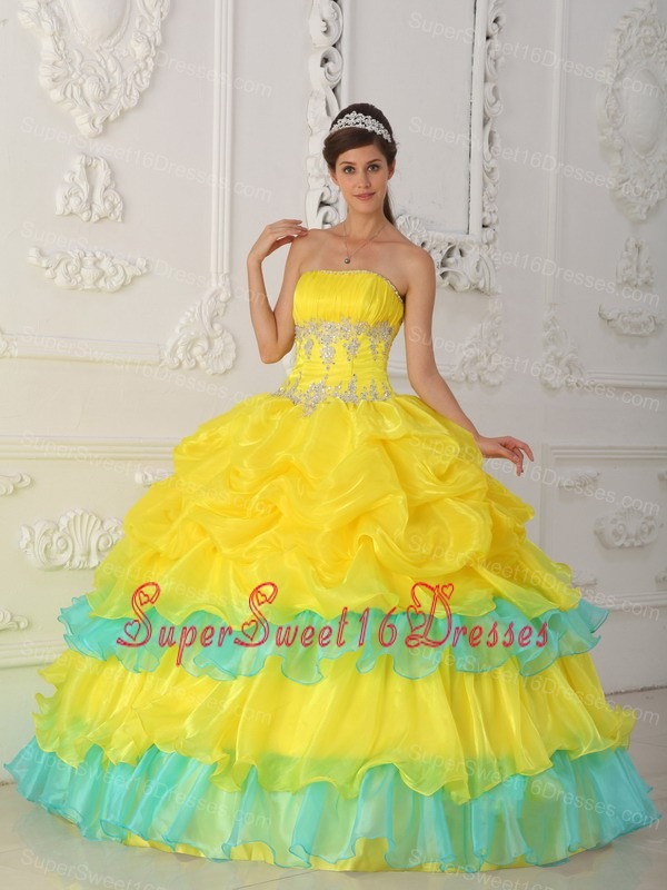 Luxurious Yellow Sweet 16 Dress Strapless Organza Beading and Ruffles Ball Gown