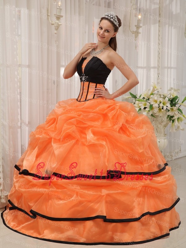 Pretty Orange and Black Sweet 16 Dress Strapless Satin and Organza Beading Ball Gown