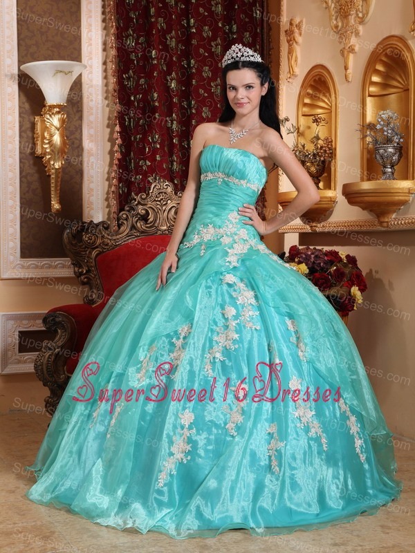 Beautiful Sweet 16 Quinceanera Dress Strapless Organza Appliques Ball Gown