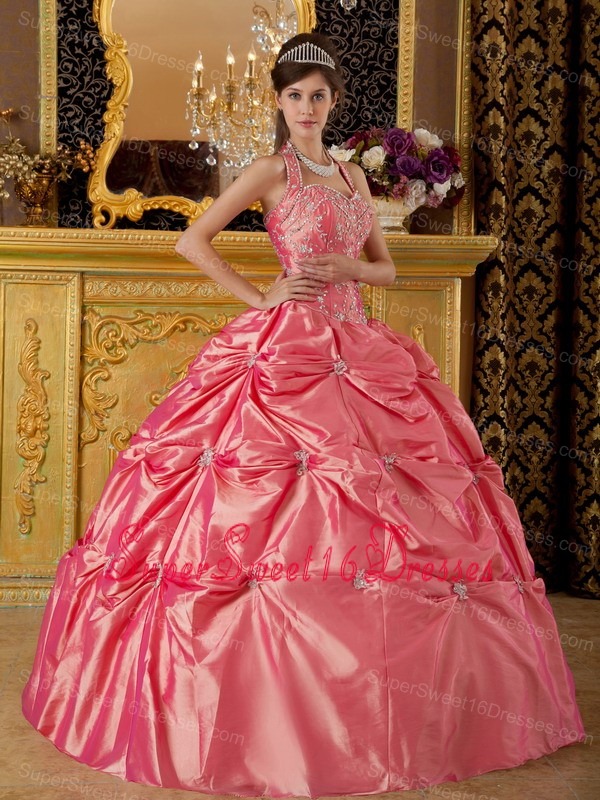 Luxuriously Waltermelon Sweet 16 Dress Halter Tafftea Appliques Ball Gown