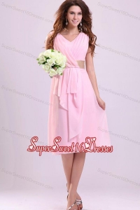 Baby Pink Empire V-neck Chiffon Dama Dresses with Ruches