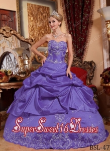Taffeta Purple Appliques Sweetheart 2014 Quinceanera Dress with Beading