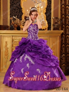 Eggplant Purple Strapless Ball Gown Organza Quinceanera Dress with Appliques