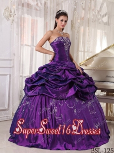 Taffeta Ball Gown Strapless Floor-length Embroidery With Beading Elegant Sweet 16 Dresses