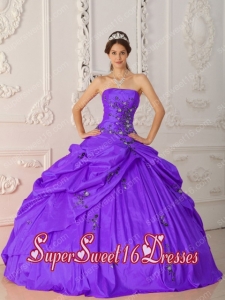 Elegant Purple Ball Gown Strapless With Taffeta Appliques Plus Size For Sweet 16 Dresses