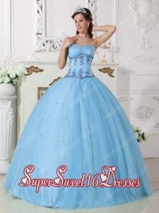 Light Blue Ball Gown Sweetheart Tulle and Taffeta Popular Sweet 16 Dresses with Beading