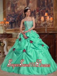 Pretty Ball Gown Strapless Taffeta Beading Quinceanera Dresses in Apple Green