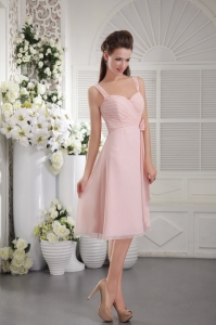 Pink A-Line / Princess Straps Knee-length Chiffon Hand Flower Sweet 16 Dama dresses
