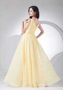 Ruching Decorate Bodice Light Yellow Chiffon V-neck 2013 Dama Dress Floor-length