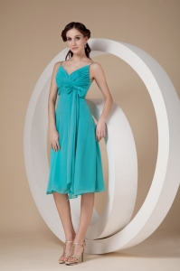 Turquoise Column/Sheath Spaghetti Straps Knee-length Chiffon Bow Dama Dress