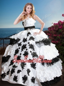 Fashionable Black and White Perfect Sweet 16 Dress with Appliques and Ruffled Layers