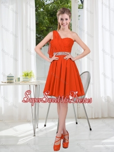 Rust Red One Shoulder Quinceanera Dama Dresses with Beading and Belt