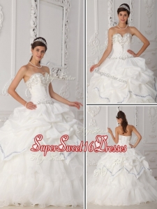 Exquisite White Sweetheart Sweet 16 Dresses with Beading