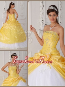 Spring Elegant Appliques Quinceanera Gowns with Hand Made Flower