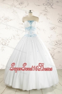 2015 Beautiful Appliques and Beading White Quinceanera Dresses