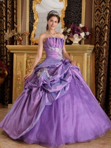 Classical Lavender Sweet 16 Dress Strapless Appliques Taffeta Ball Gown