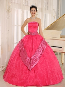 Coral Red Beaded Decorate 2013 Sweet 16 Gowns With Strapless In Buenos Aires