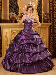 Fashionable Dark Purple Sweet 16 Dress Sweetheart Taffeta Appliques Ball Gown