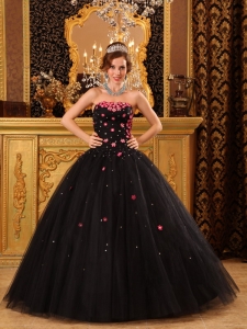 Popular Black Sweet 16 Quinceanera Dress Strapless Tulle Appliques Ball Gown