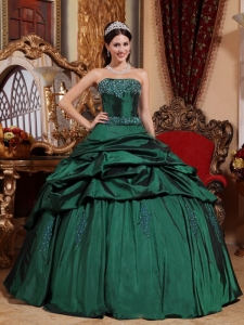 Popular Emerald Green Sweet 16 Dress Strapless Taffeta Beading Ball Gown