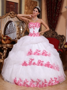 Popular White Sweet 16 Quinceanera Dress Sweetheart Organza Appliques Ball Gown