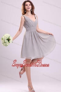 Empire Gray V-neck Ruching Chiffon Knee-length Dama Dress for Quinceanera