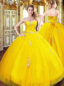 Gold Ball Gowns Beading and Appliques Quinceanera Dress Lace Up Tulle Sleeveless Floor Length