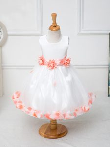 Elegant White Tulle Zipper Scoop Sleeveless Knee Length Kids Pageant Dress Appliques and Bowknot and Hand Made Flower