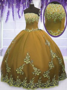 Stunning Strapless Sleeveless Ball Gown Prom Dress Floor Length Appliques Brown Tulle