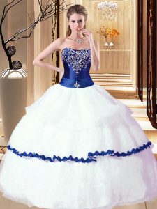 Sleeveless Organza Floor Length Lace Up Vestidos de Quinceanera in White and Royal Blue with Beading and Ruffled Layers